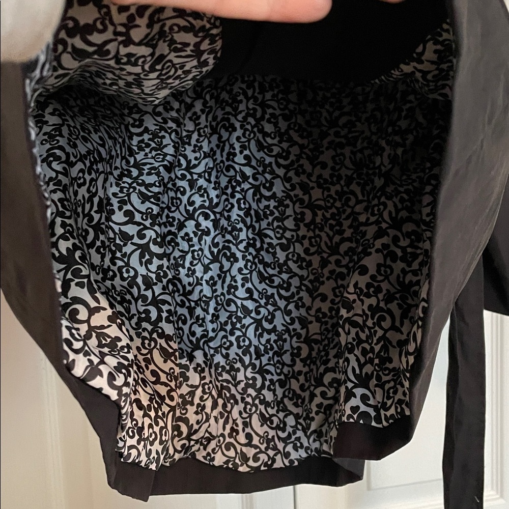 NWT Cynthia Rowley M Black Belted Trench Coat 3/4 sleeves. Shawl collar, pockets - Picture 10 of 10
